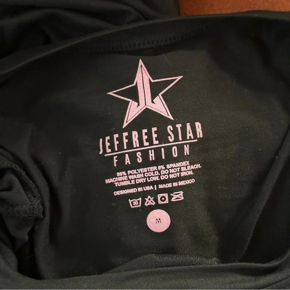 Jeffree Star Tee with Pink Topstitching in Medium - New without tags - Picture 3 of 4